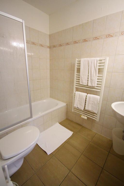Hotel-Gasthof Restaurant Murblick Judenburg Dış mekan fotoğraf